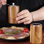 Juego de Molinillos de Pimienta y Sal de Madera de Lujo – Diseño Elegante con Bandeja