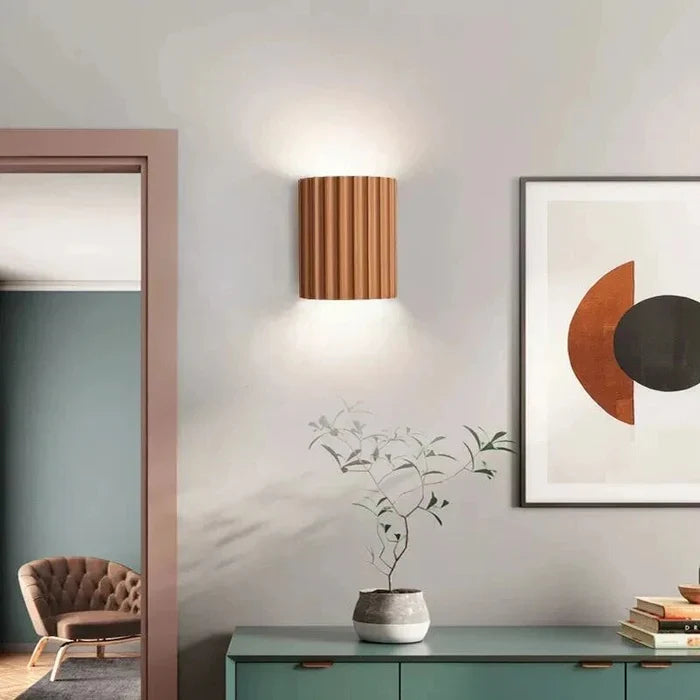 Aplique Minimalista de Resina – Luz de Pared con Textura Ondulada-Wall light-Hogar88-Hogar88