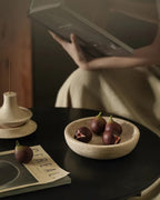 Cuenco de Travertino Hecho a Mano – Cuenco Decorativo Beige de Piedra Natural-Decorative Trays-Hogar88