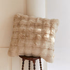 Cojín de Pelo Ultra Suave – Textura Elegante y Confort Cálido-Chair & Sofa Cushions-Hogar88-Hogar88