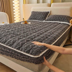 Cubresomier Acolchado Lavable – Protector de Colchón Suave y Cálido para Mascotas-Bedroom-Hogar88-Gris-Completo-Hogar88