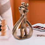 Escultura de Pareja Abrazada – Arte en Resina con Toque Romántico-Sculptures & Statues-Hogar88-Hogar88