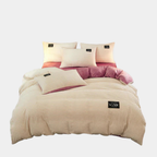 Funda de Manta de Terciopelo Suave y Cálido para Invierno – Acolchada, Elegante y Confortable-Bedding-Hogar88-Blanco crema-150 x 200 cm incluyendo 2 fundas de almohada.-Hogar88