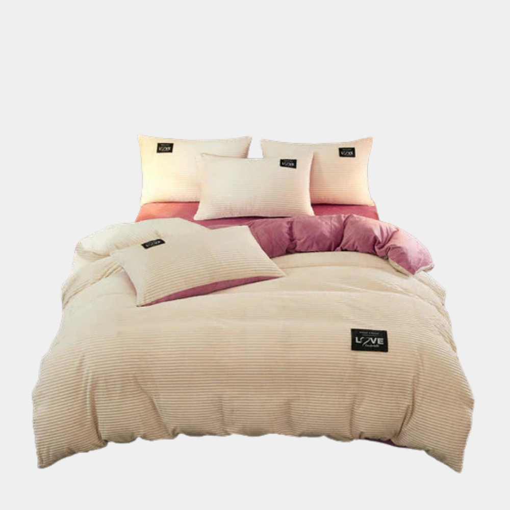 Funda de Manta de Terciopelo Suave y Cálido para Invierno – Acolchada, Elegante y Confortable-Bedding-Hogar88-Blanco crema-150 x 200 cm incluyendo 2 fundas de almohada.-Hogar88