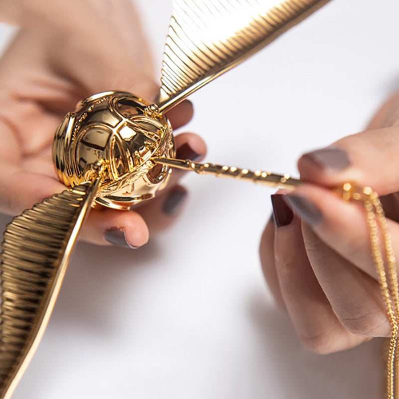 Joya Alada Chapada en Oro 18K – Caja de Anillo Coleccionable-Jewelry-Hogar88-Hogar88