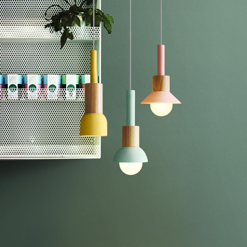Lámpara Colgante de Metal y Madera – Estilo Nórdico Colorido-Ceiling Light Fixtures-Hogar88-Hogar88