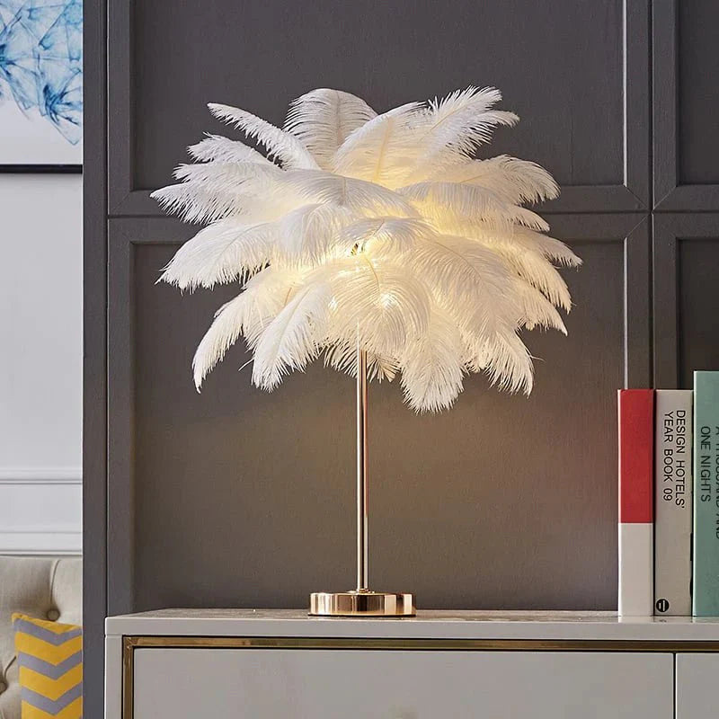 Lámpara de Mesa Art Decó Dorada – Diseño con Plumas Elegantes-Table Lamps-Hogar88-Blanco-Hogar88