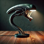 Lámpara de Mesa Diseño Alien – Iluminación Original para Espacios Creativos-Desk & Task Lamps-Hogar88-Hogar88