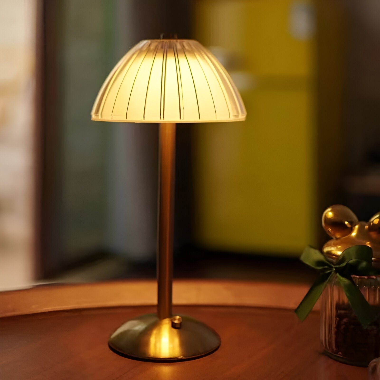 Lámpara de Mesa Vintage Inalámbrica – Iluminación Regulable y Elegante-Table Lamps-Hogar88-Hogar88