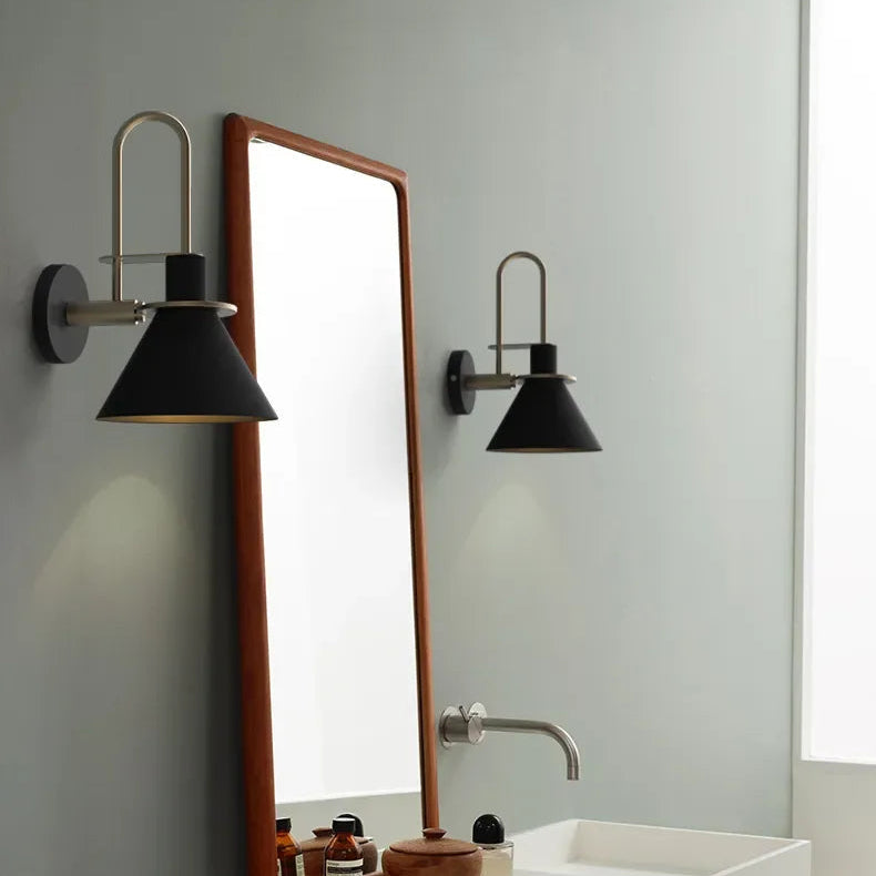 Lámpara de Pared Elegante – Luz Funcional para Resaltar Arte y Crear Atmósfera Sofisticada-Wall Lamp-Hogar88-Hogar88