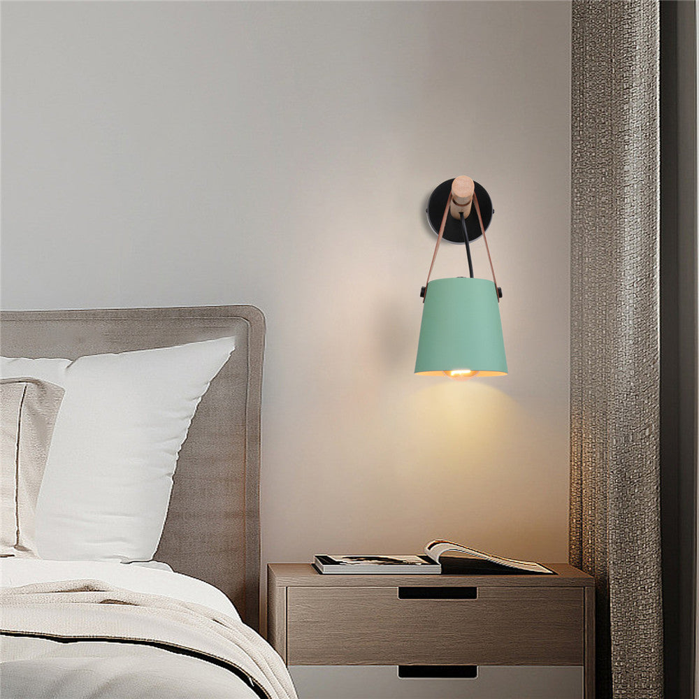 Lámpara de Pared Moderna de Madera y Metal con Correa – Iluminación Elegante para Hogar-Wall Light Fixtures-Hogar88-Hogar88