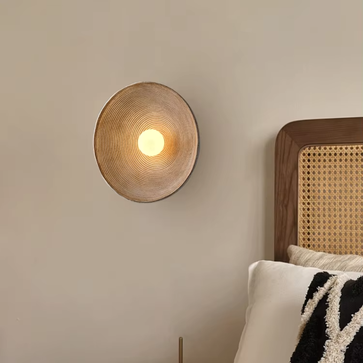 Lámpara de Pared Redonda Estilo Nórdico Retro – Luz Funcional y Decorativa para Dormir, Estudiar y Crear Ambiente-Wall Lamp-Hogar88-Hogar88