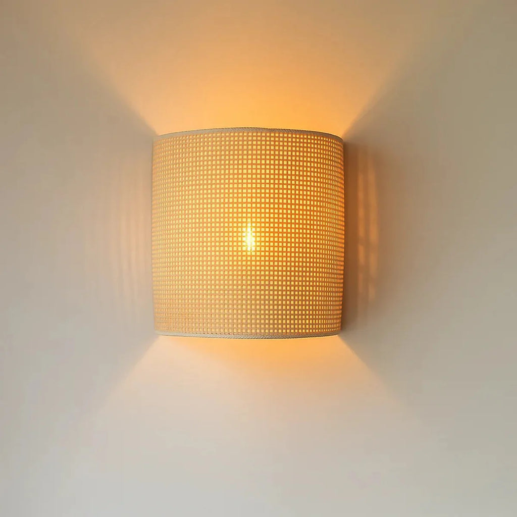 Lámpara de Pared de Ratán – Iluminación Natural para Decoración Bohemia Moderna-Wall Lamp-Hogar88-Hogar88