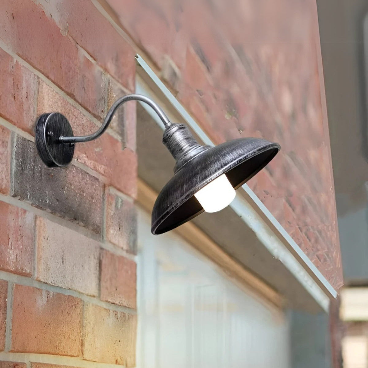 Lámpara de Poste Exterior Minimalista – Luz Funcional para Seguridad y Ambiente Exterior Sofisticado-Wall Lamp-Hogar88-Hogar88