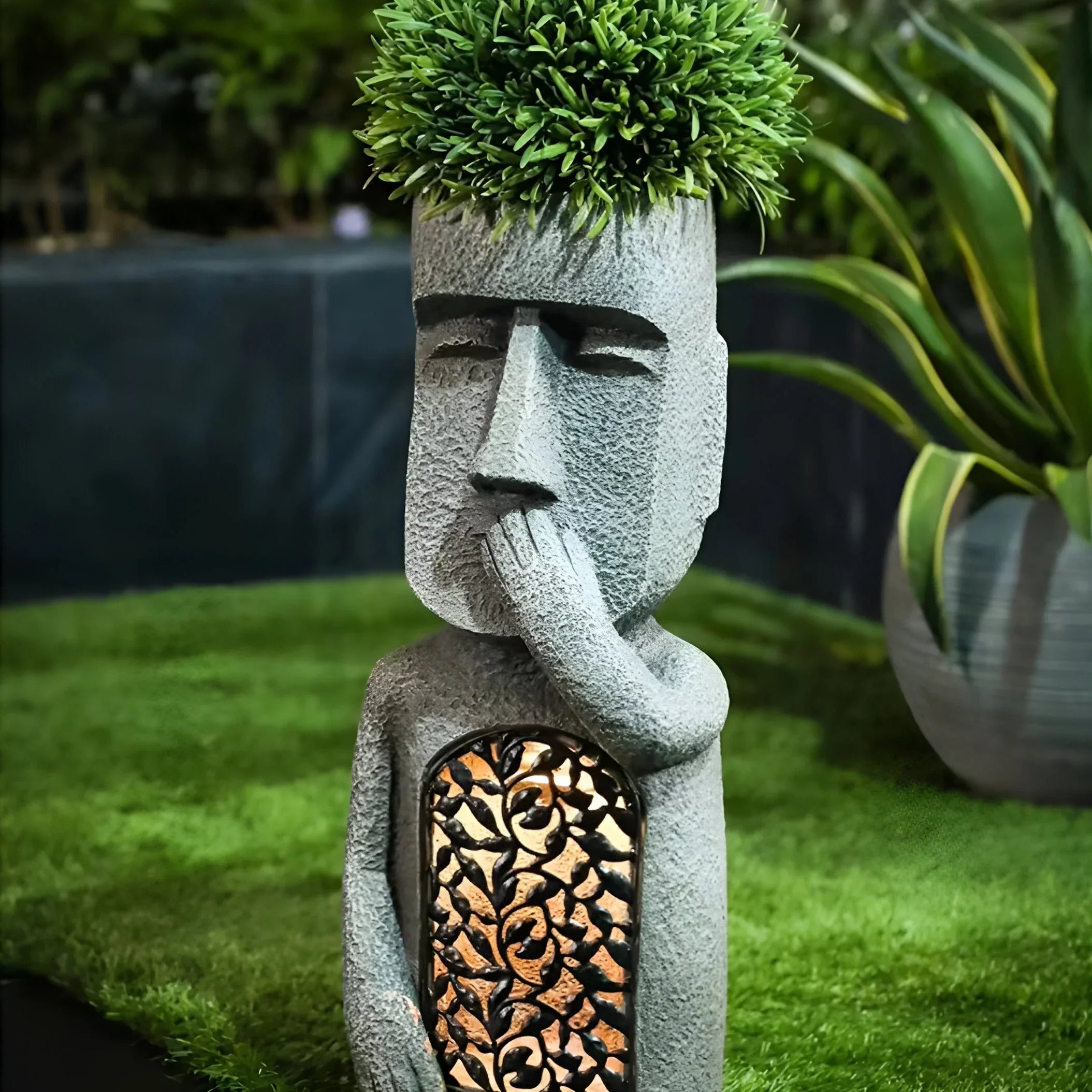 Maceta Solar LED con Rostro Escultórico – Luz para Jardín-Garden Sculptures-Hogar88-Hogar88